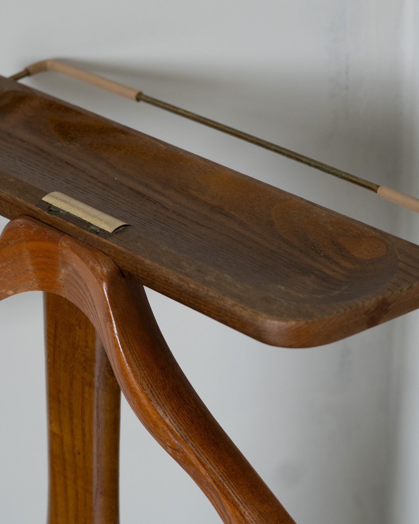 UNIQUE Vintage Valet Butler Seat