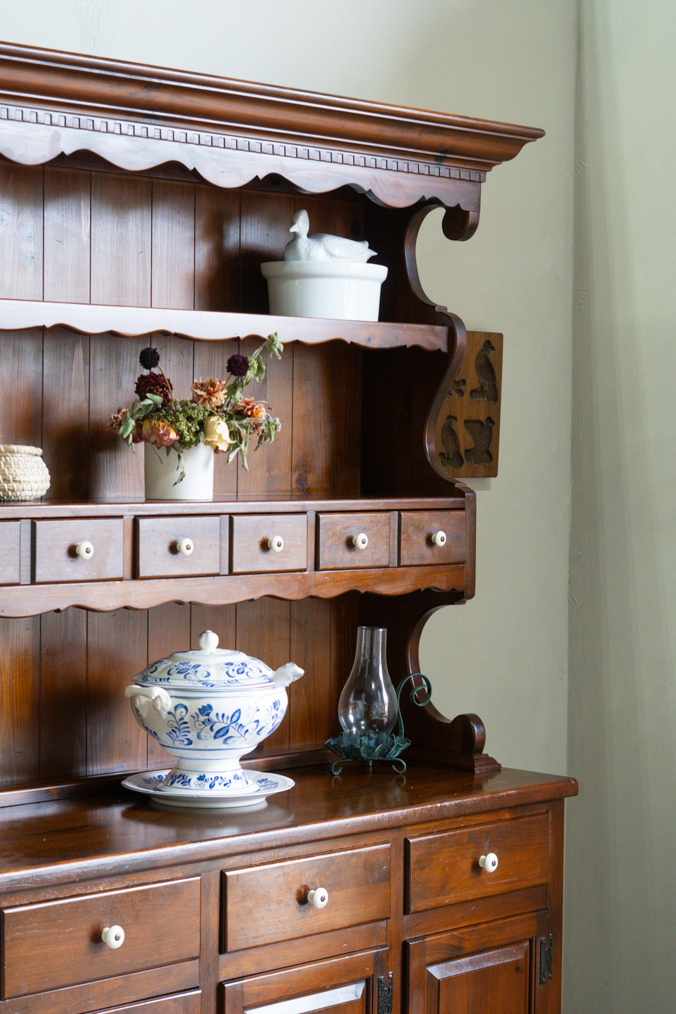 STUNNING Vintage Ethan Allen hutch built with antique pine wood