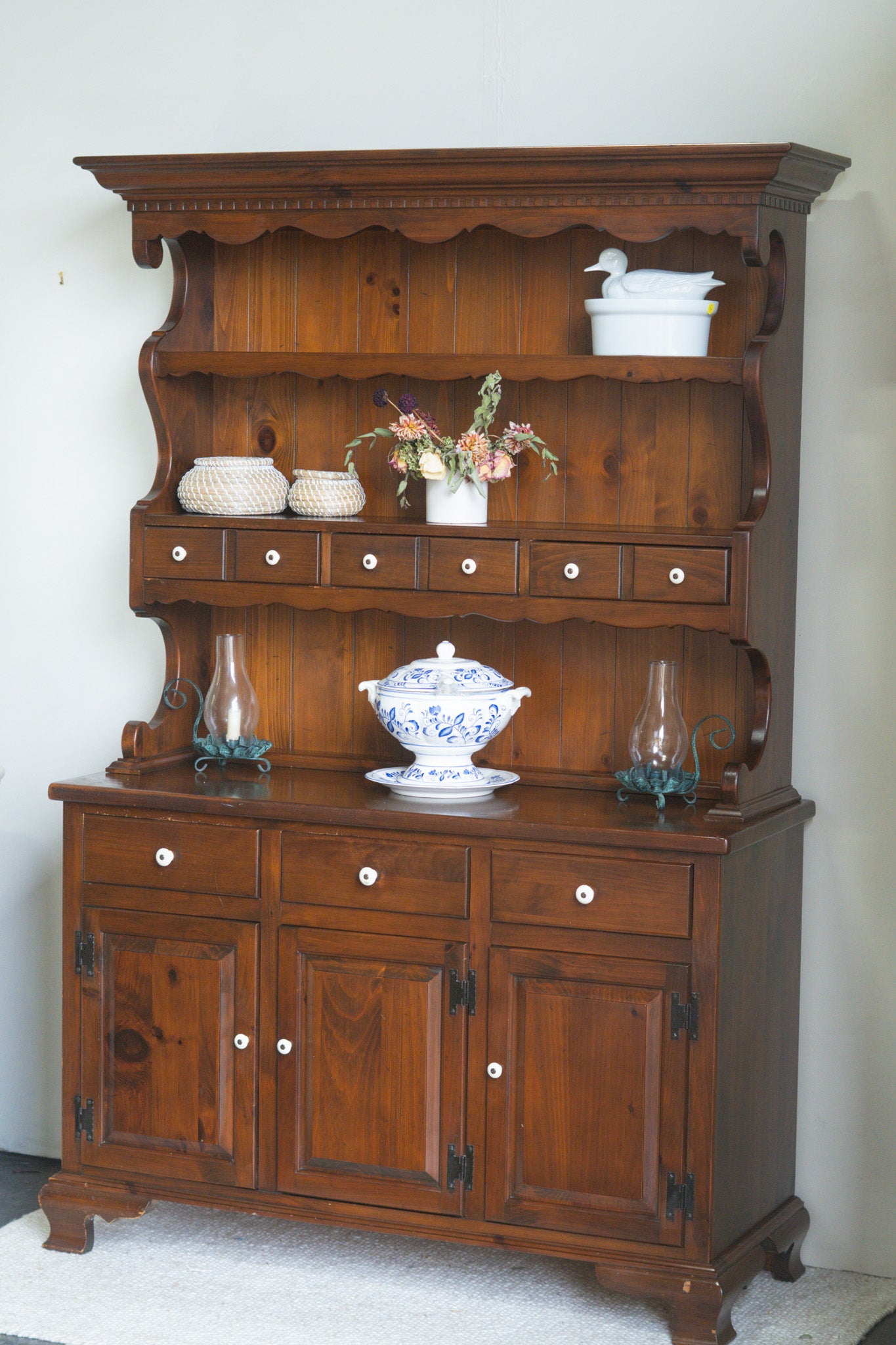 STUNNING Vintage Ethan Allen hutch built with antique pine wood