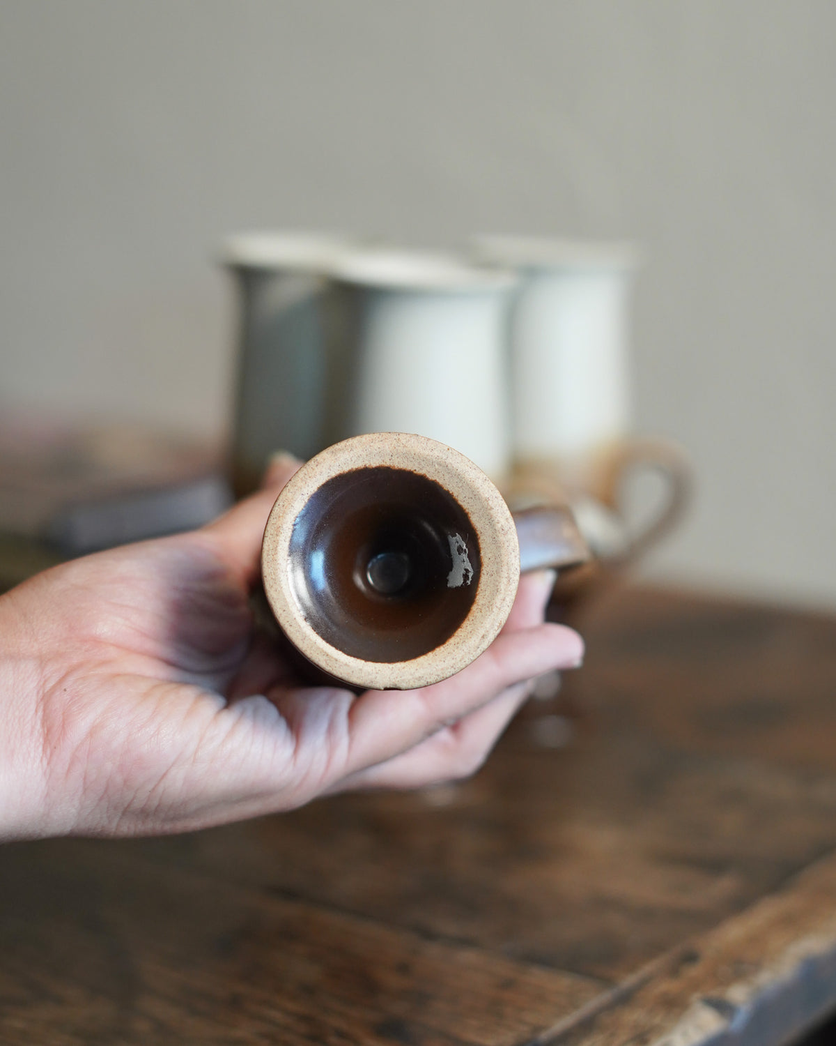 4 Ceramic Cups — Lot 109