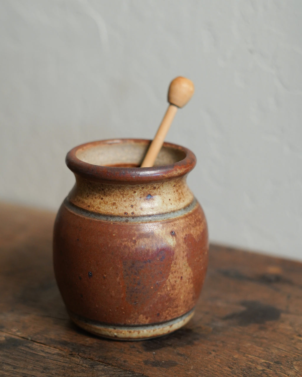 Vintage Ceramic Honey Jar — Lot 111