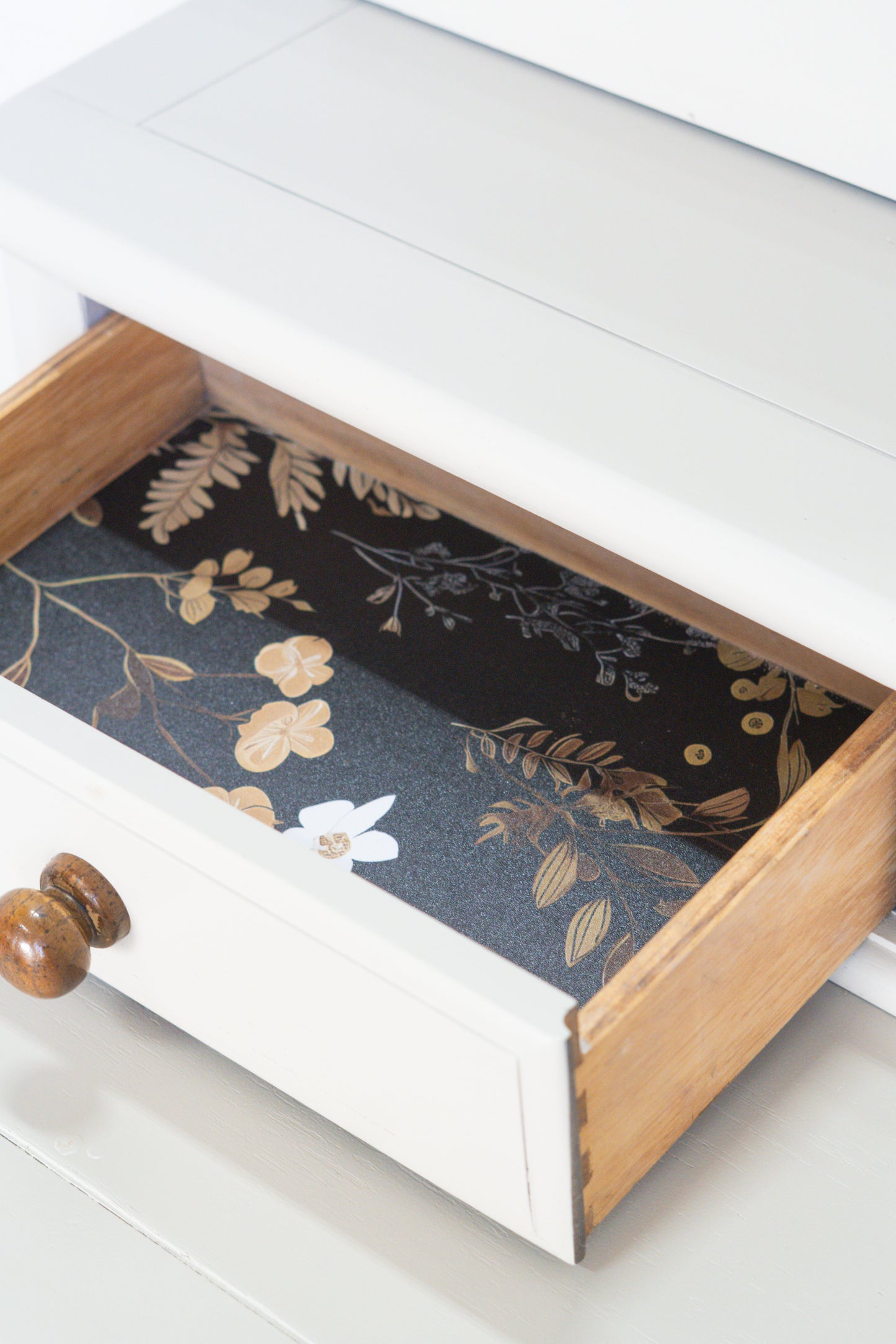 Reburbished Vanity Dresser with Oval Mirorr