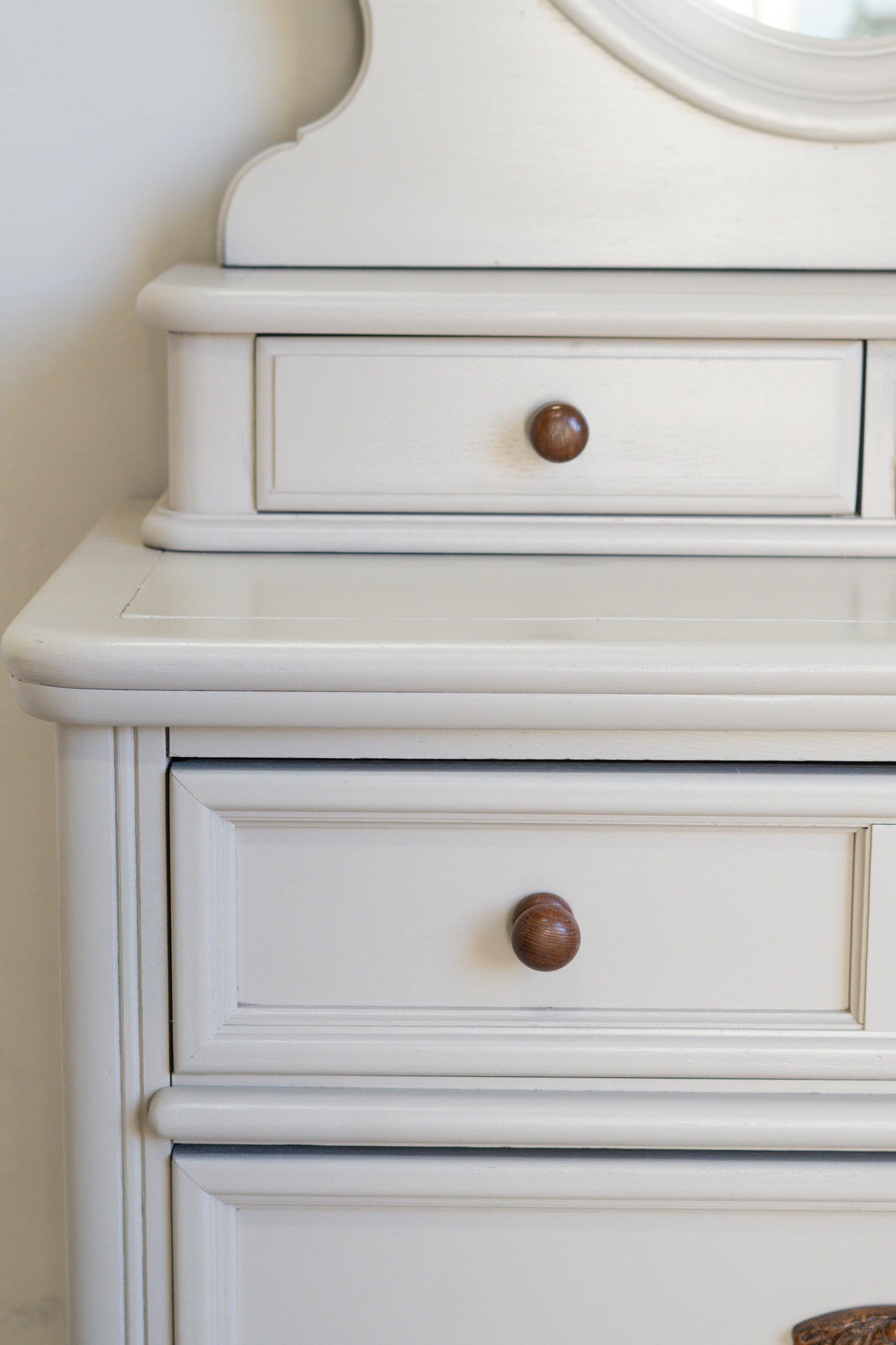 Reburbished Vanity Dresser with Oval Mirorr