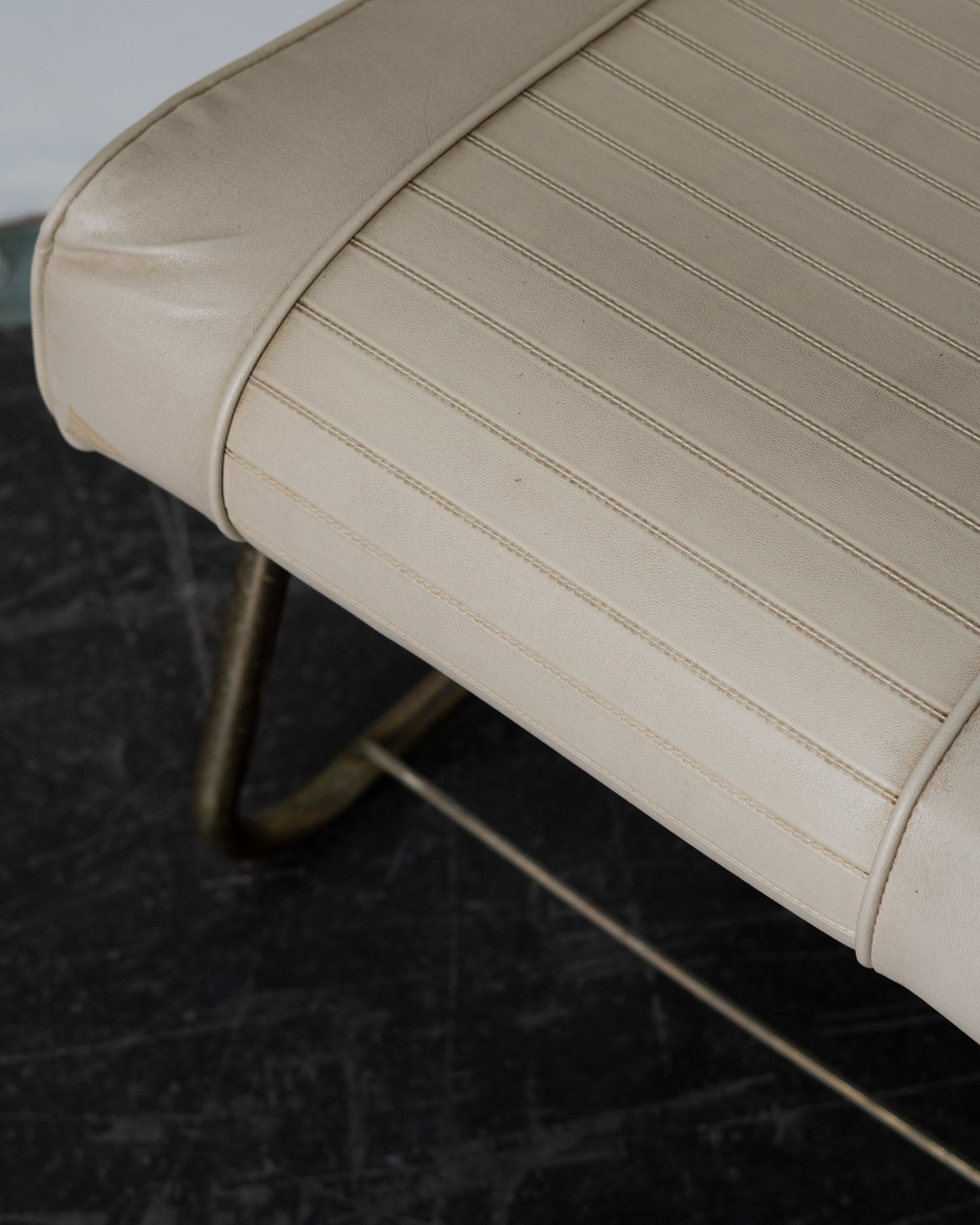 UNIQUE Vintage Valet Butler Seat