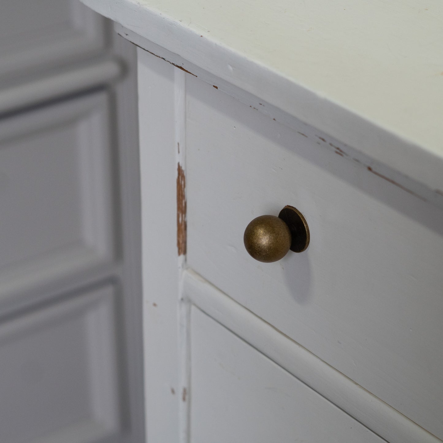 Antique Dresser with Mirror – Rustic Cottagecore