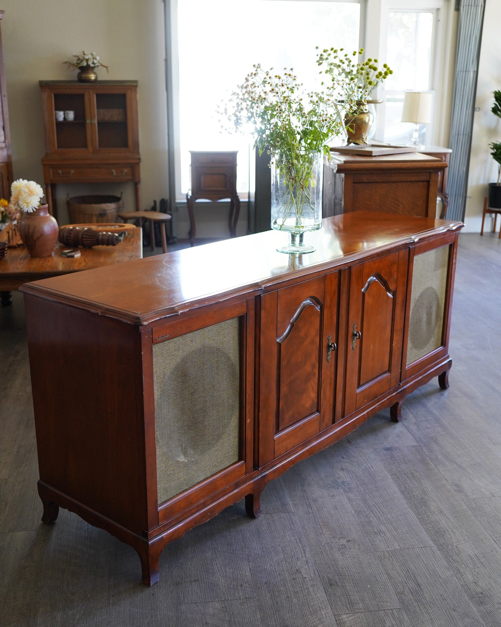 Vintage Stereo Console / Record Player Stand
