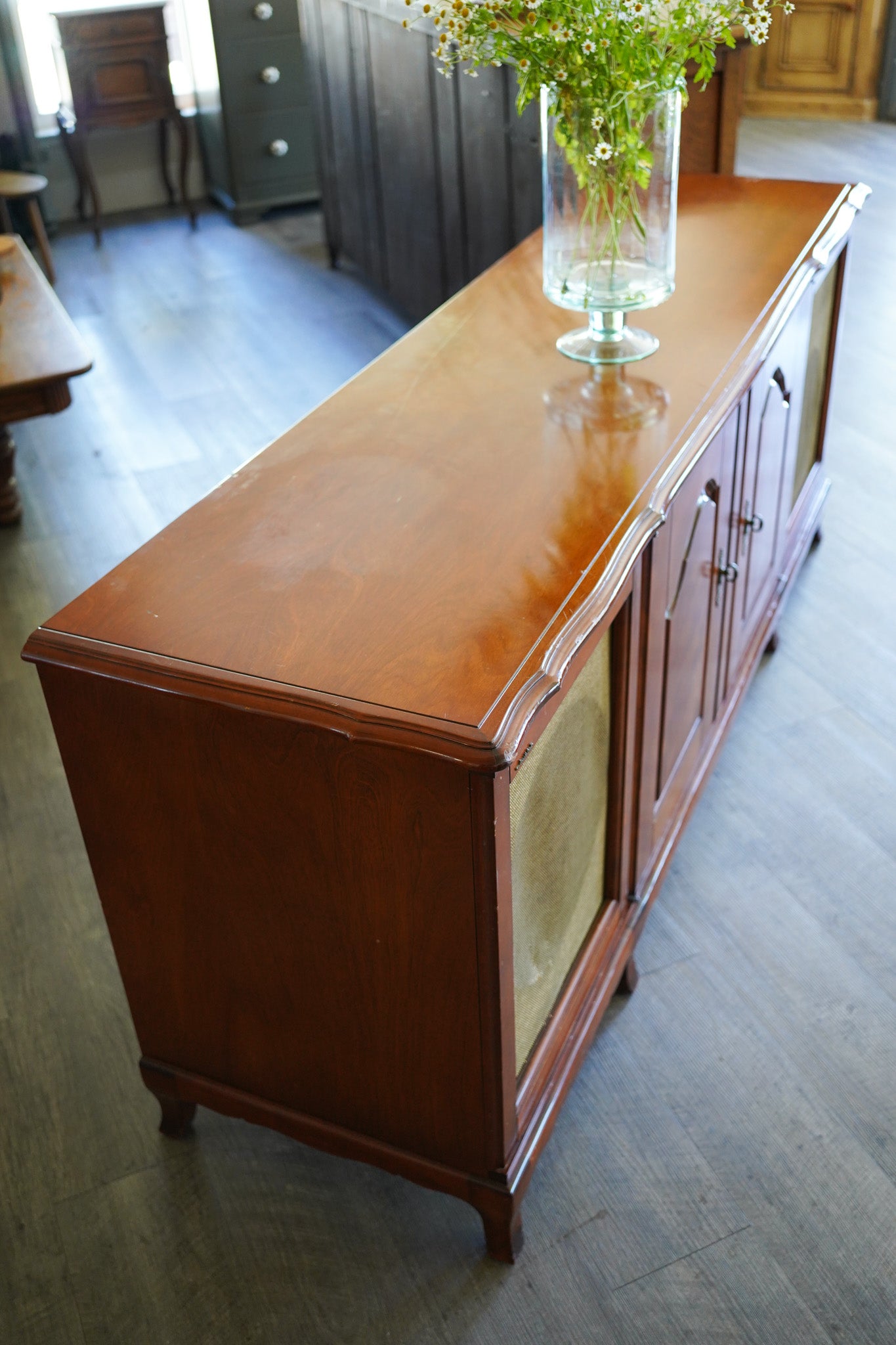 Vintage Stereo Console / Record Player Stand