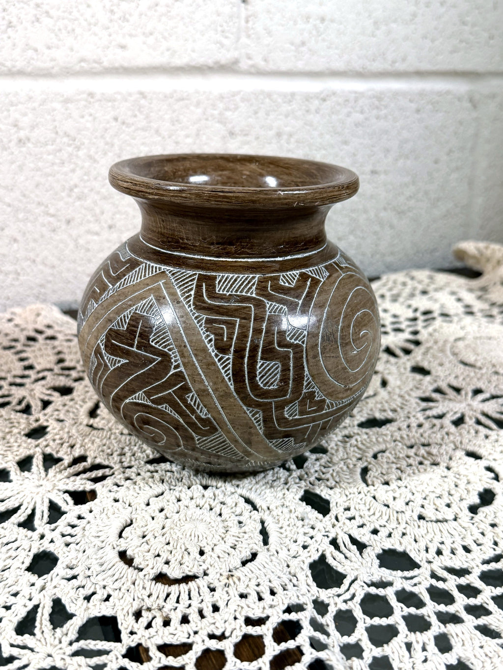 Anisio Para Brazilian Pottery Vase