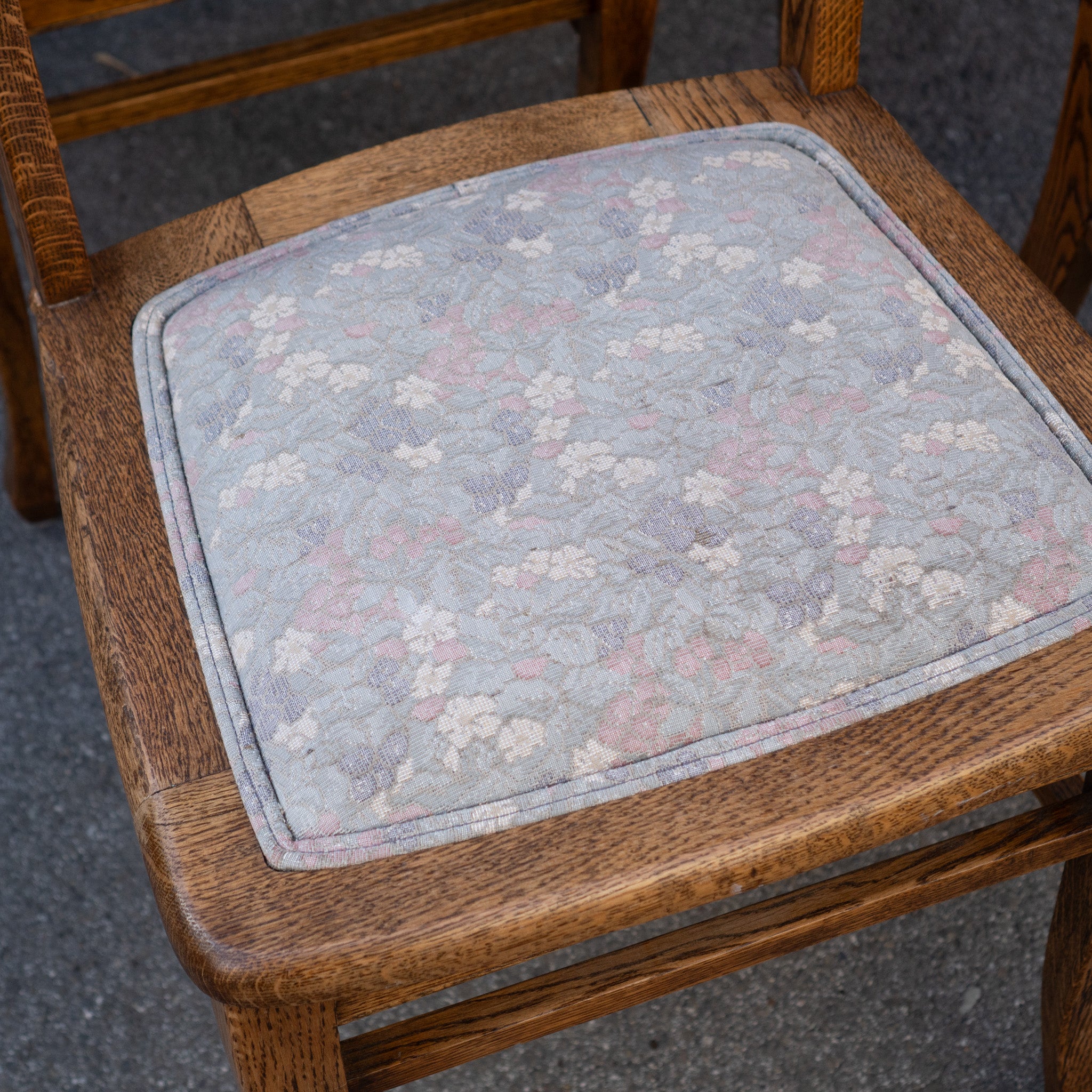 Oak Antique Dining Chairs – Set of 4