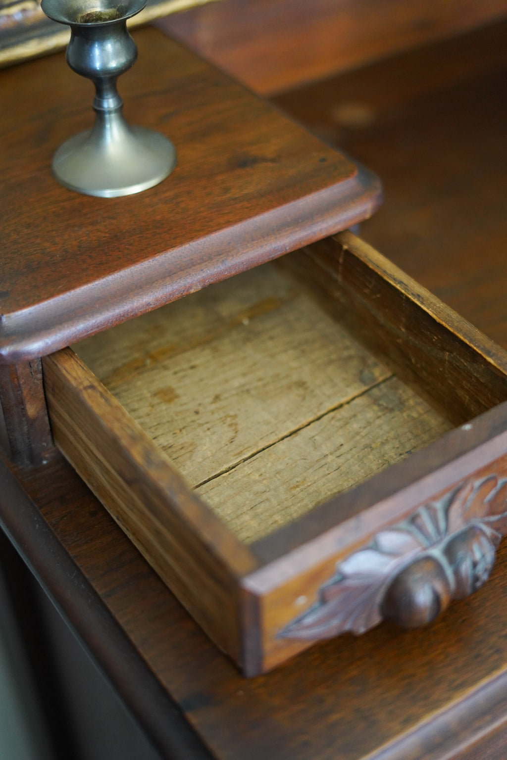 Antique Fruit Handle Dresser (Dark Finish)