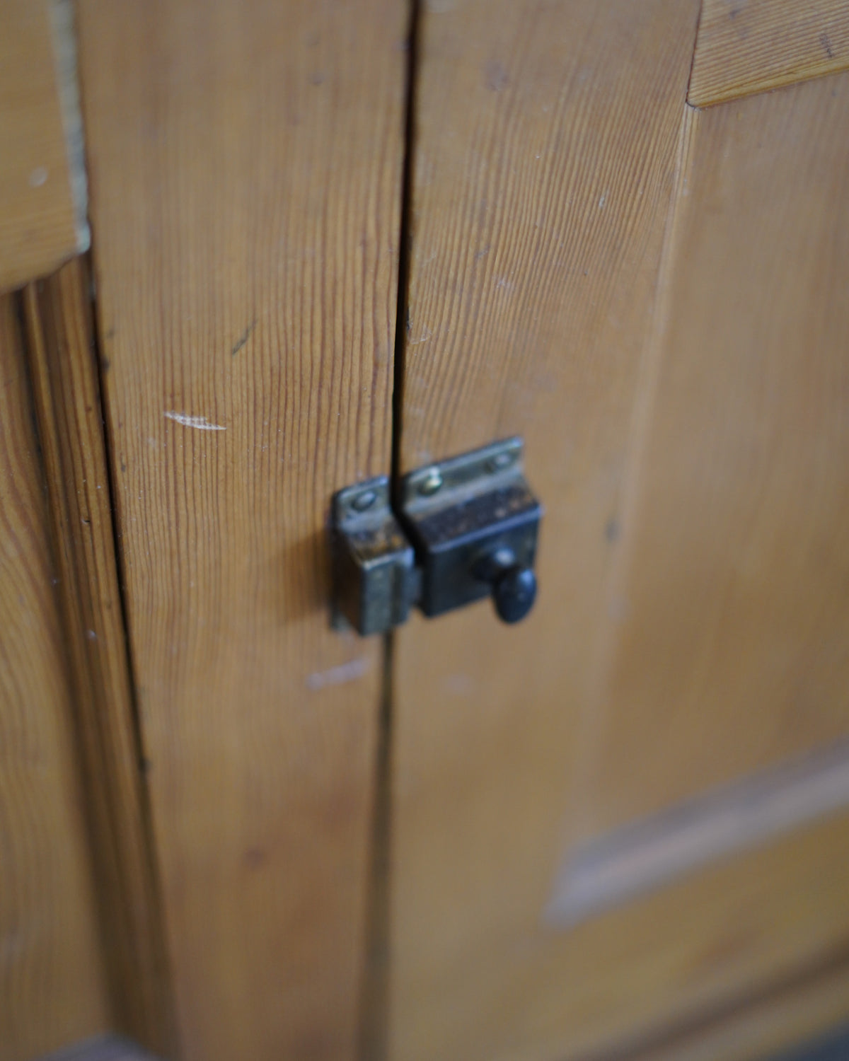 Antique Pine Hutch – Tall Antique Kitchen Cabinet | San Jose