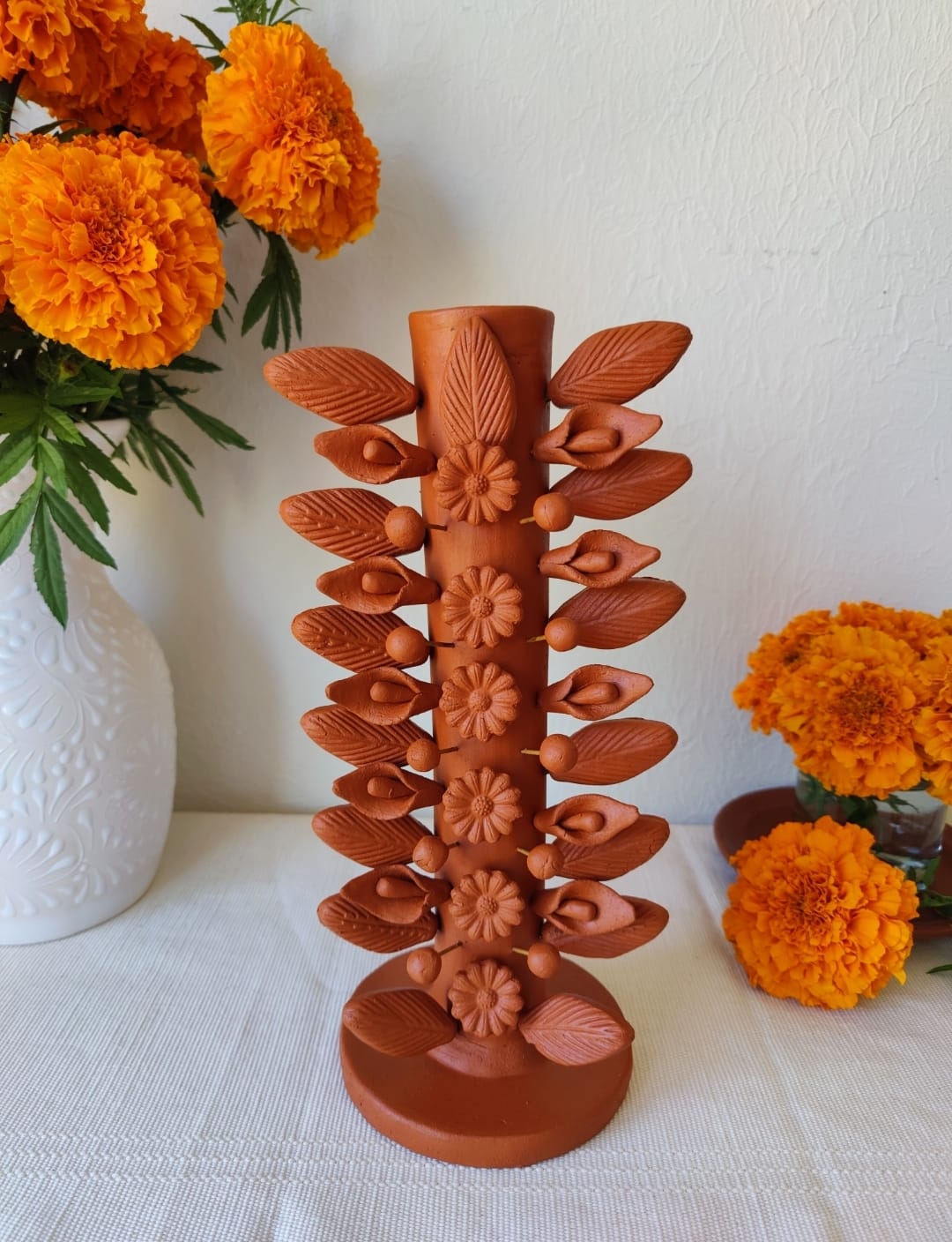 Eterna Candle Holder