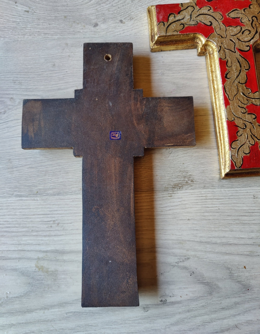 Oro Santo Cross