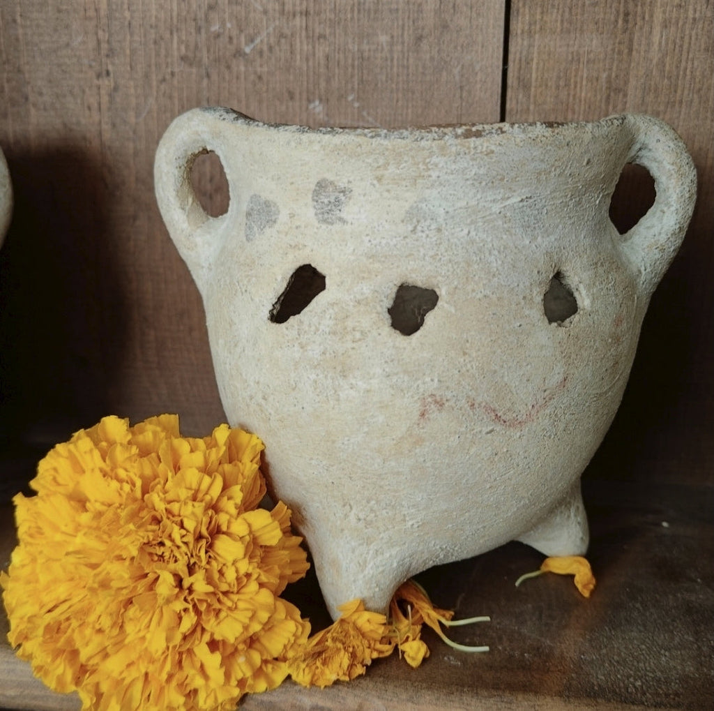 Tierra Viva Incense Vessel