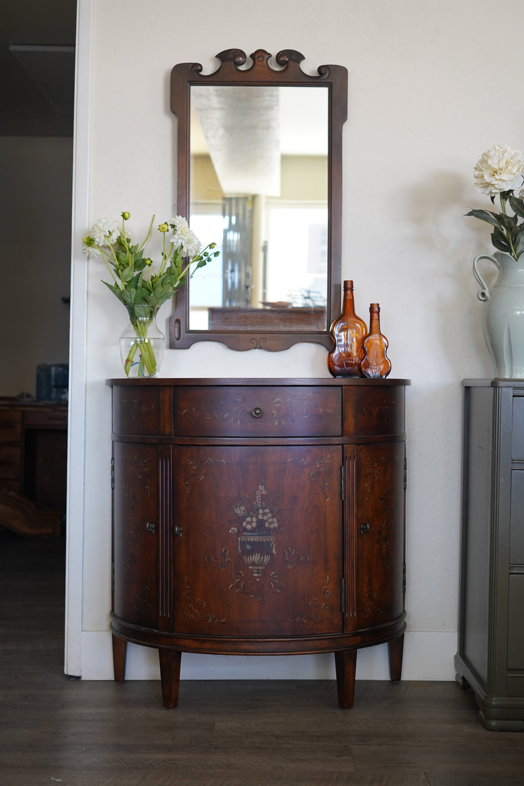 Vintage Ethan Allen Entryway Console
