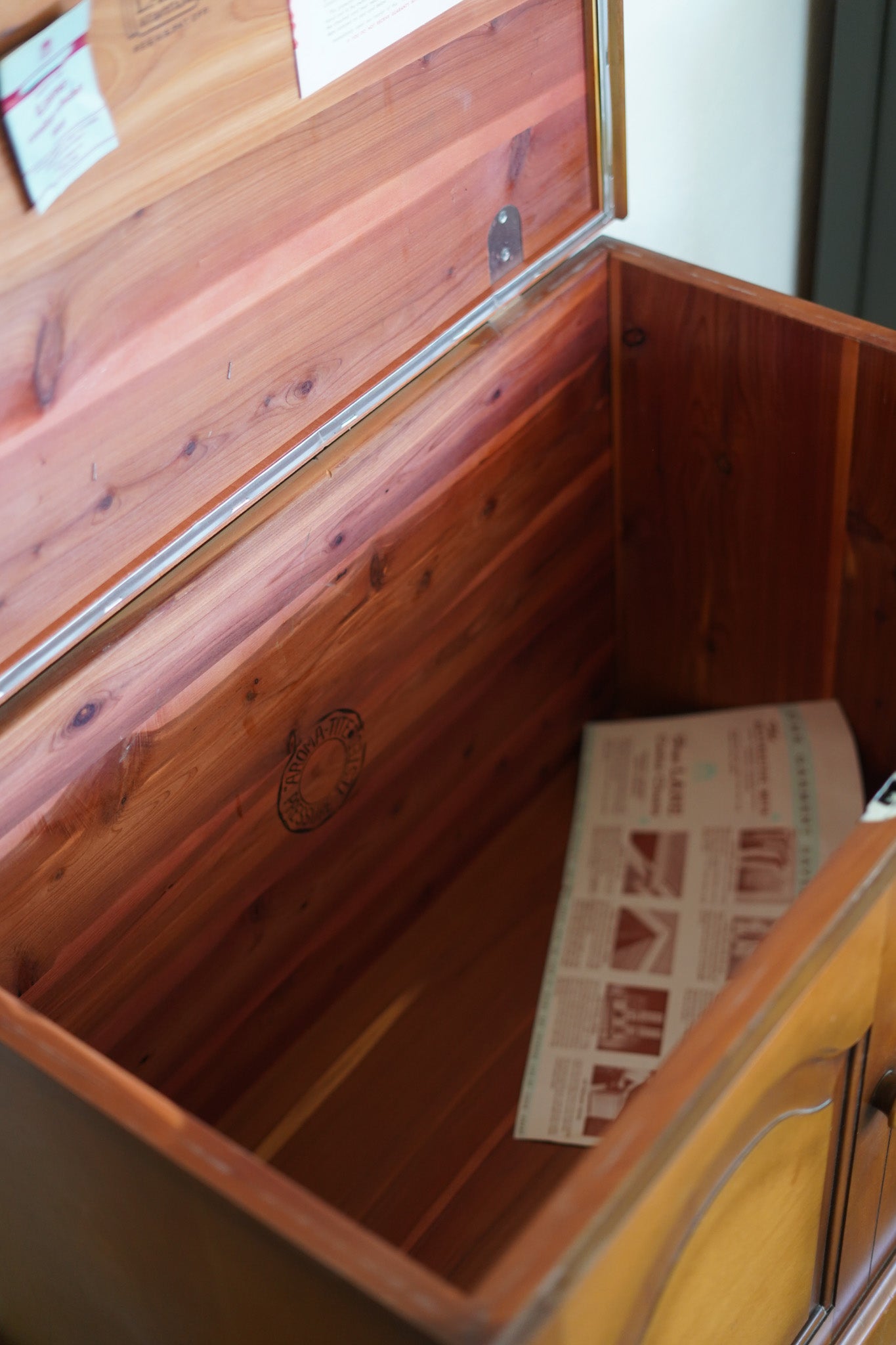 Vintage Lane Cedar Chest with Original Key
