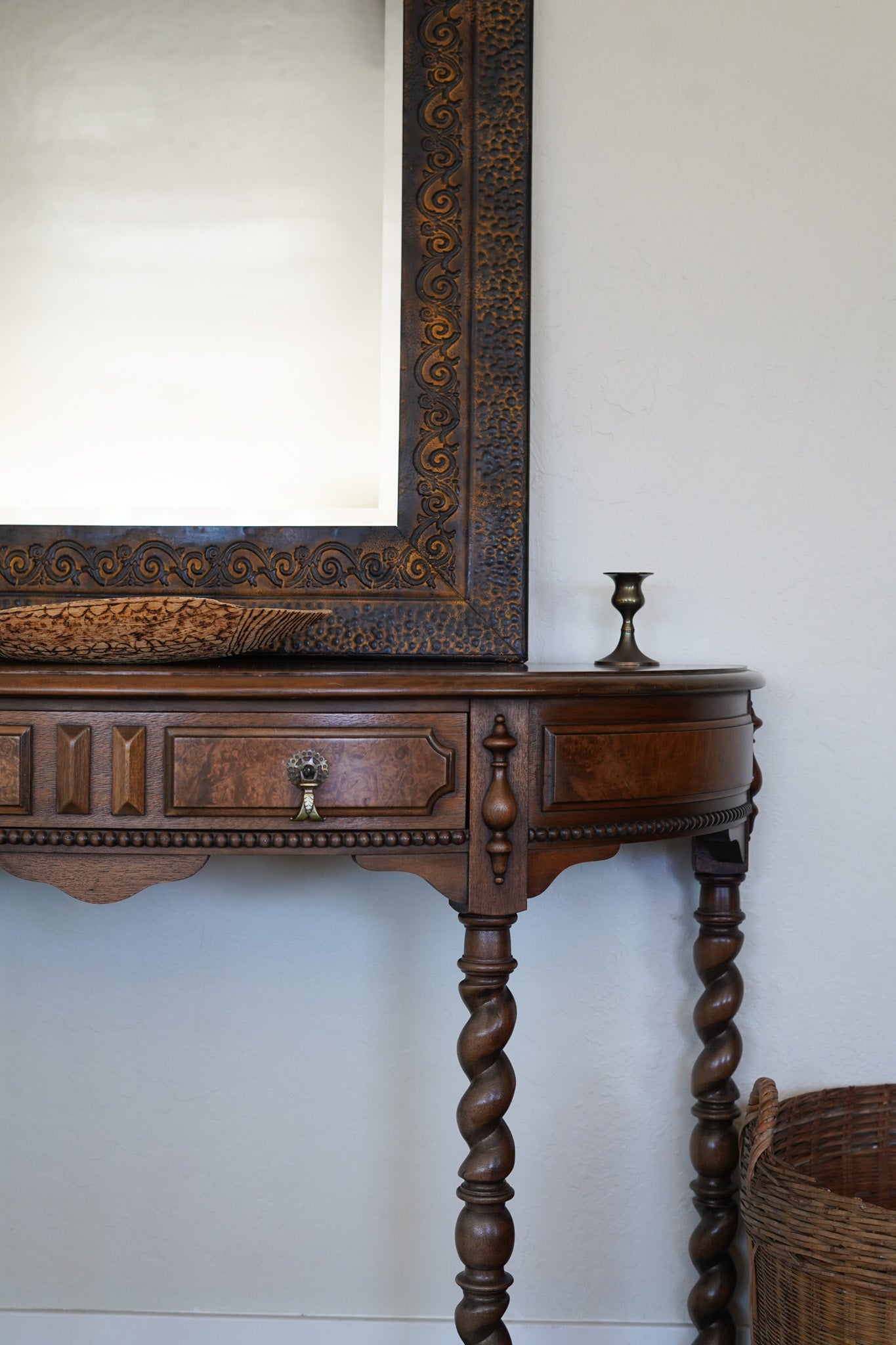 Vintage Spindle-Leg Console Stand