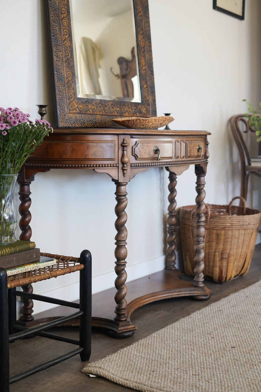 Vintage Spindle-Leg Console Stand