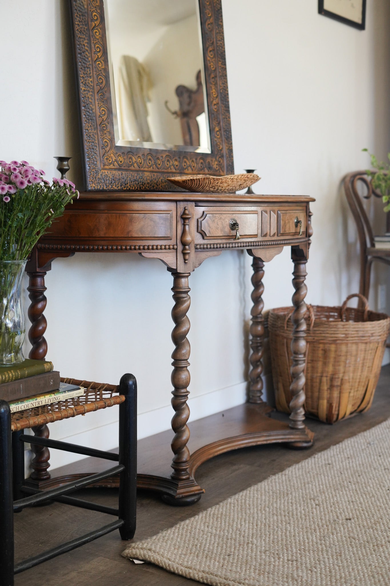 Vintage Spindle-Leg Console Stand
